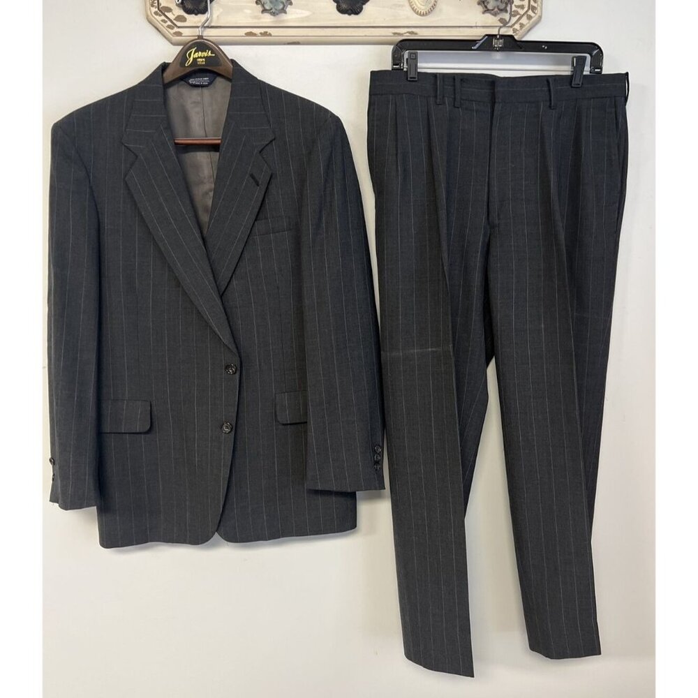 Kuppenheimer Gray Pinstripe Suit Two-Piece Jacket & Pants Wool Blend Size 44R